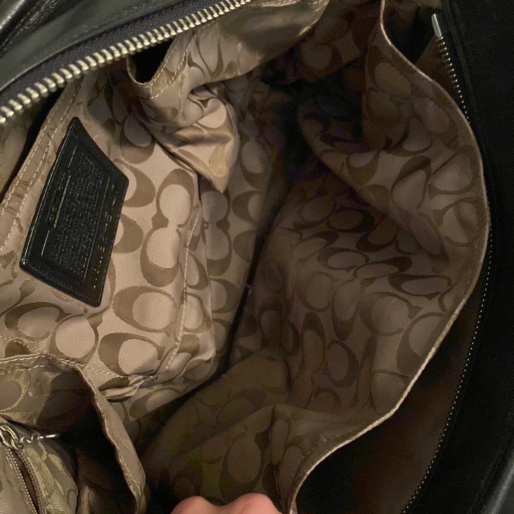 Large Coach Bag - Picture 7 of 16